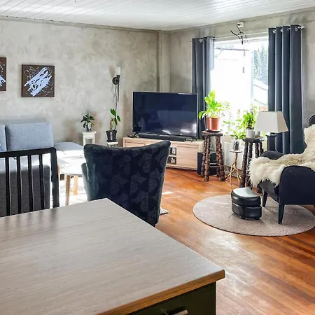 3 Bedroom Pet Friendly In