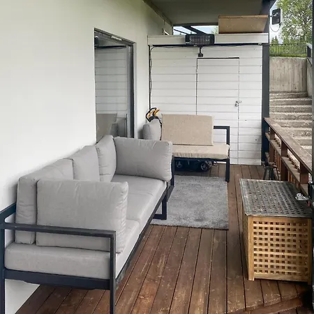 Apartmán In With Wifi Tisleidalen